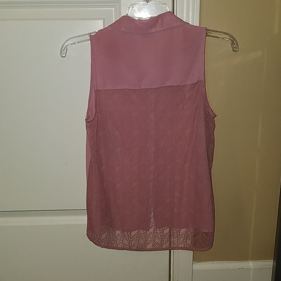 Pink button down tank - Picture 2 of 2